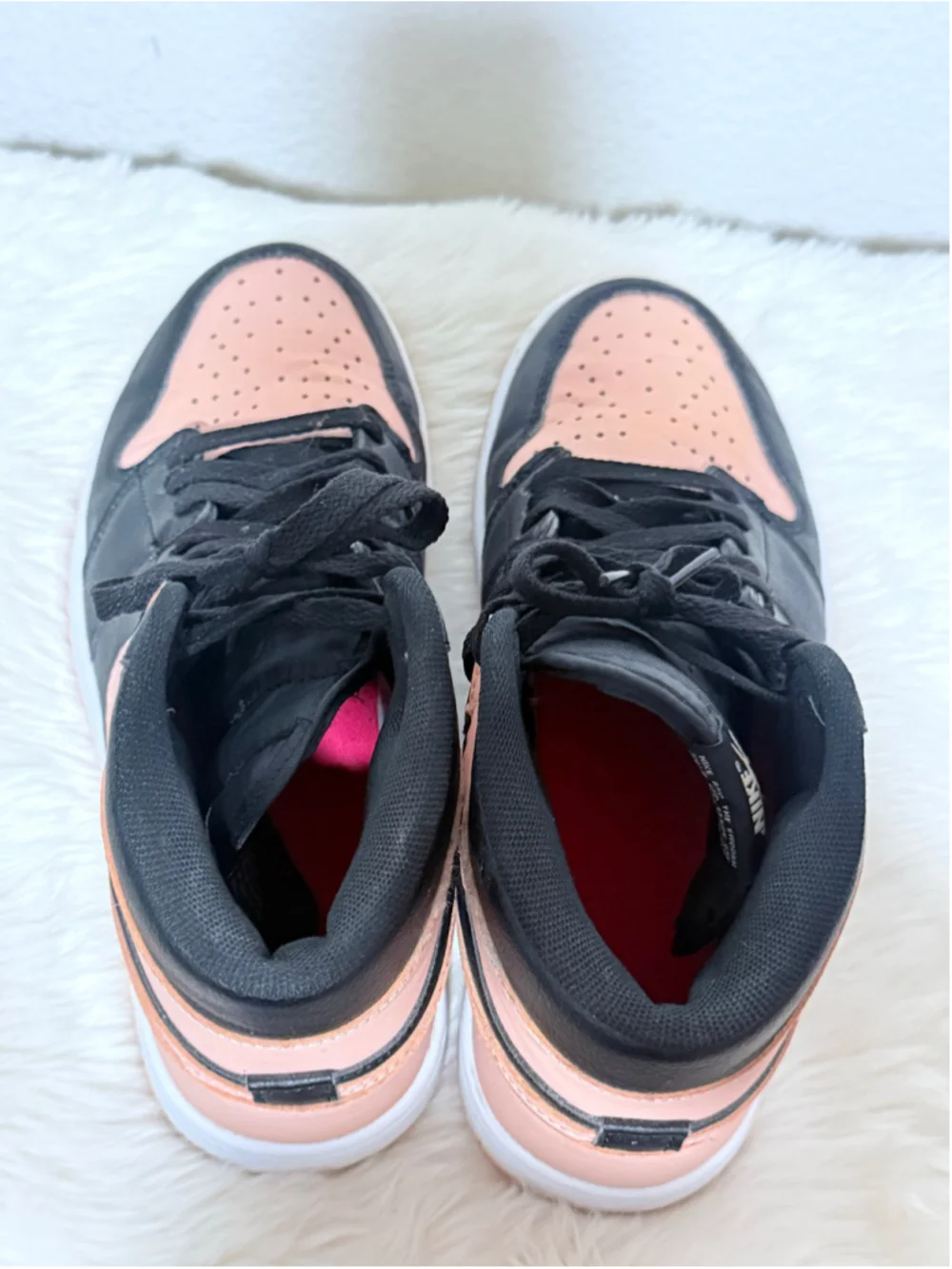 Unisex Nike Air Jordan 1 High Sneakers Black and Pink Mens 7. Women’s 8.5